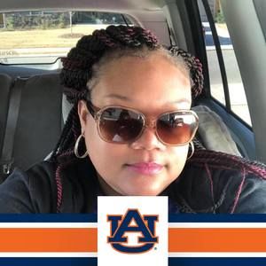 Meet your Posher, Aisha